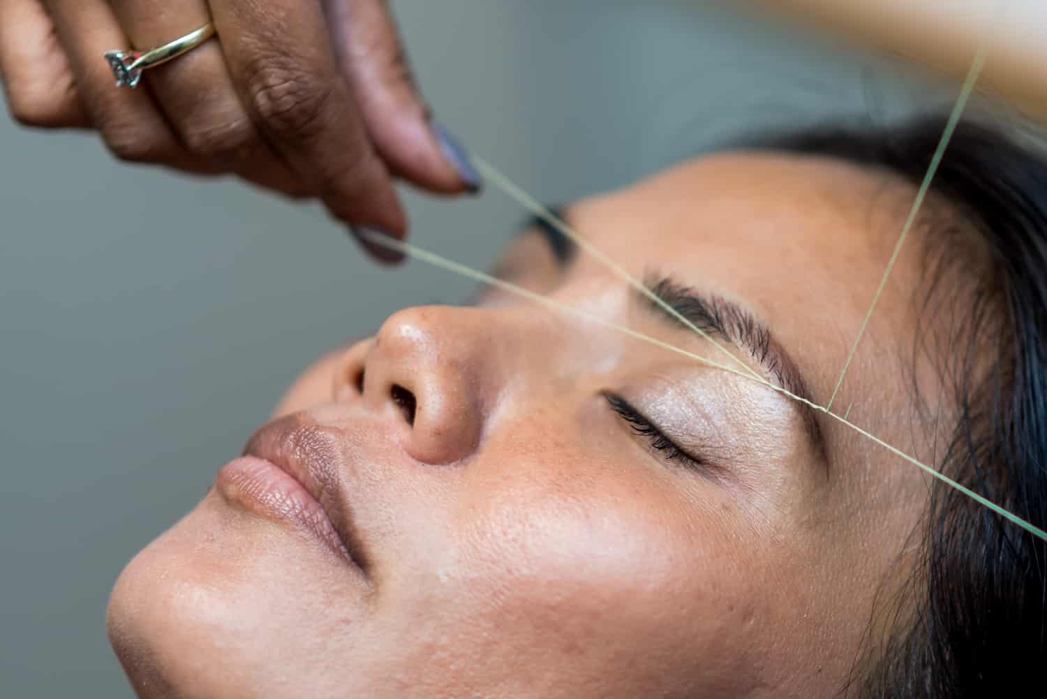 How Often Should You Get Your Eyebrows Threaded? 3 Eyebrow Threading