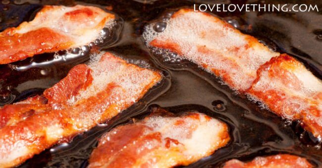 How to Strain Bacon Grease for Kitchen Use 1 How to strain your bacon grease - don't let it go to waste!