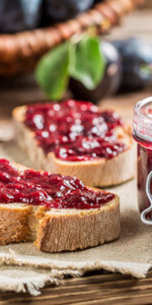 The Easiest Way to Make Homemade Jelly and Jam