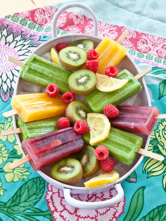 Friday Fast Fix: Don't Trash Your Leftover Smoothies! 14 What to do with leftover smoothies