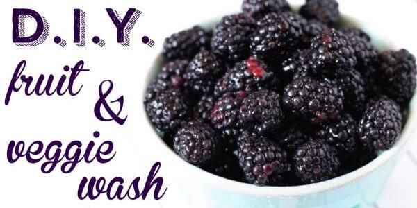 DIY Essential Oil Fruit and Vegetable Wash