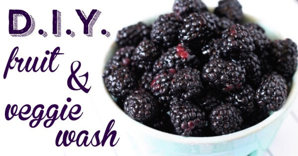 DIY Essential Oil Fruit and Vegetable Wash 7 Simple DIY essential oil fruit and vegetable wash recipe!!
