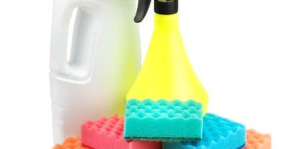 Quick Easy Homemade Glass Cleaner