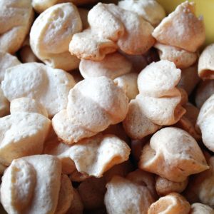 GAPS Meringue Cookies