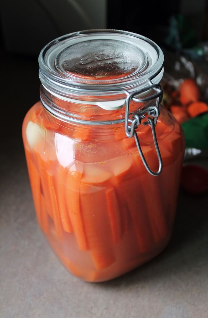 Simple Fermented Carrots Recipe 9 Fermented carrots - one of the easiest ferments, and a great one to start off with!