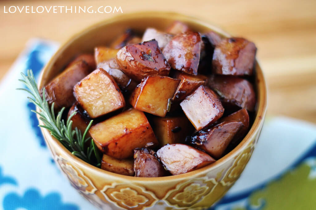 Pan Fried Balsamic New Potatoes 2 Yumm!! Pan-friend balsamic new potatoes - delicious!!