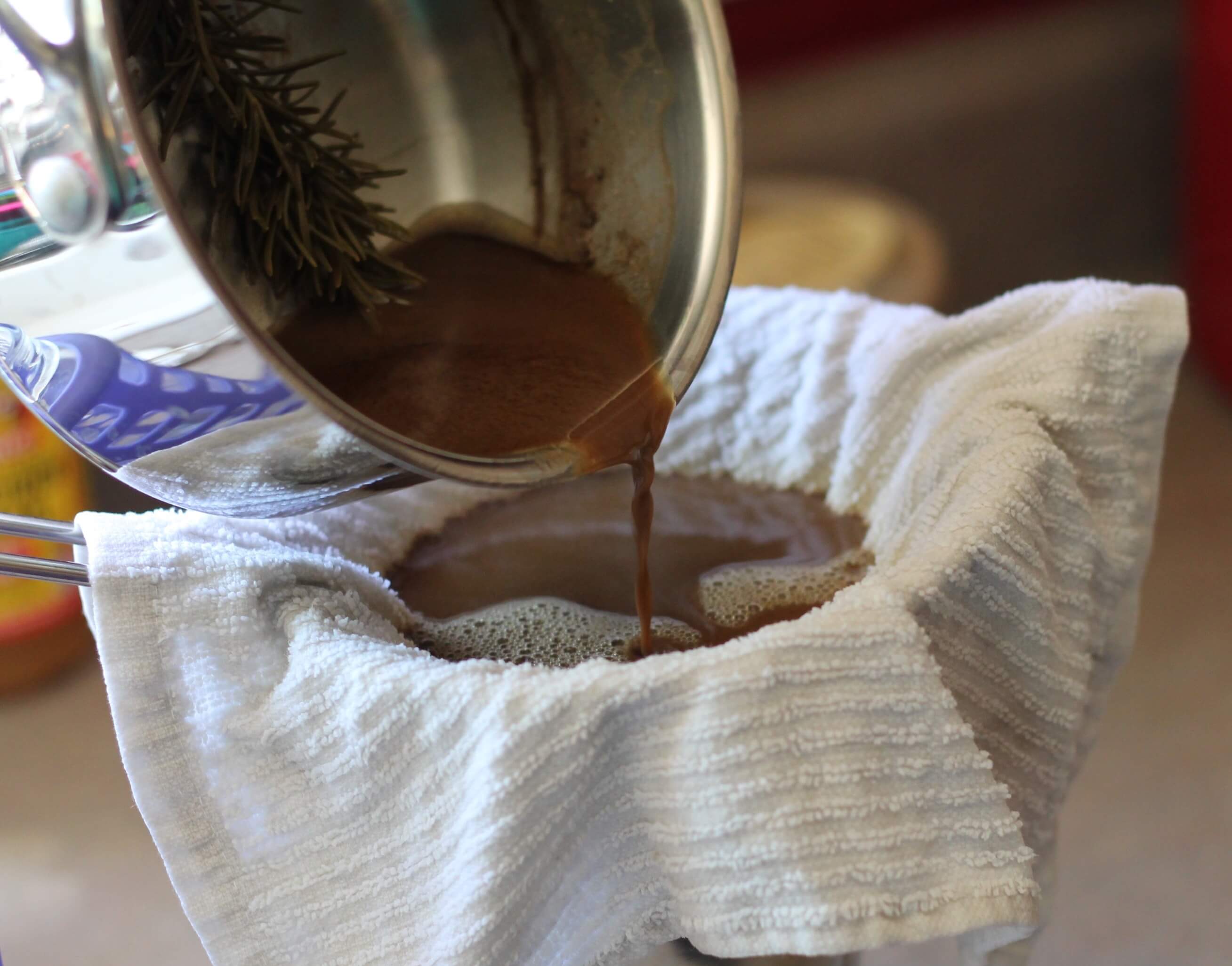 Homemade Herbal Shampoo 7 Homemade herbal shampoo recipe - volumizing and no-poo!