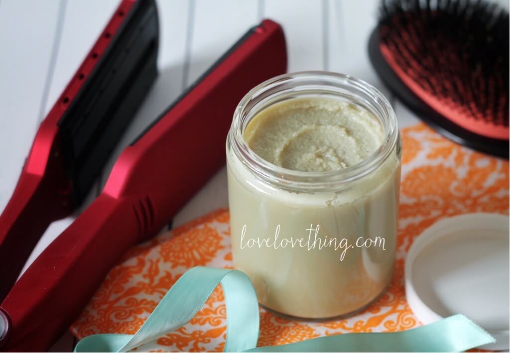 Homemade Heat Protectant with free printables! 6 Easy recipe for a homemade heat protectant! Silicone free. FREE printables!