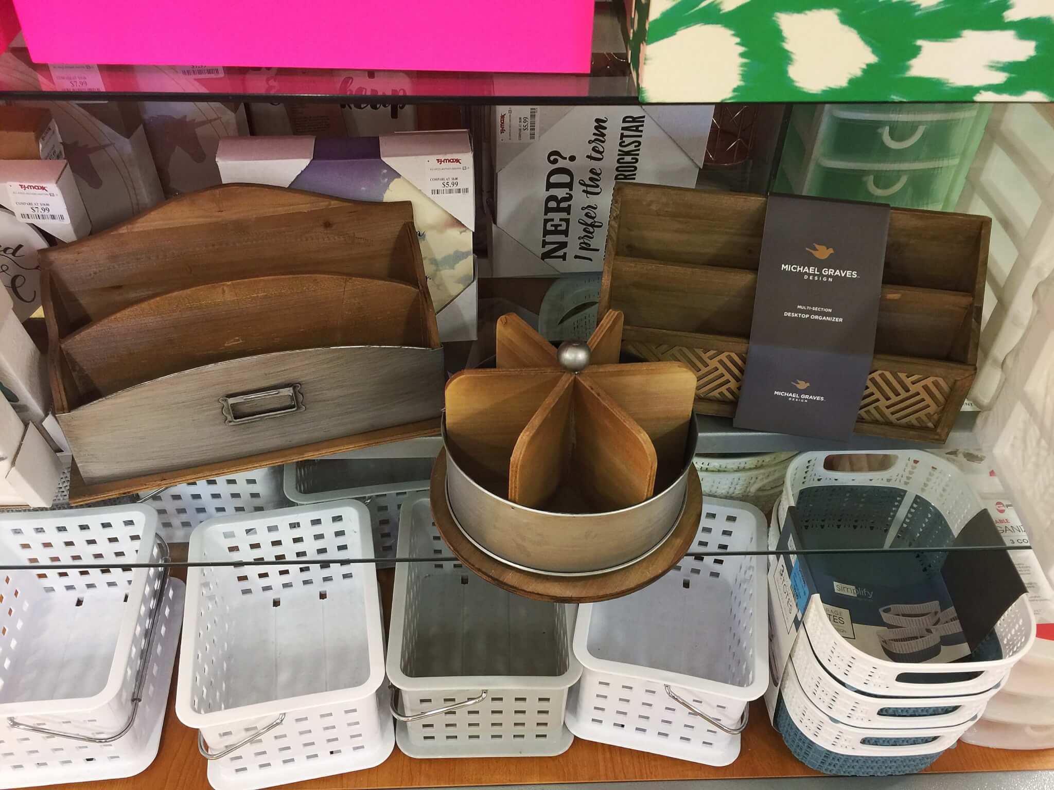 The Best Beauty Finds at your Local TJ Maxx! 20 The best beauty finds can be spotted at your local TJ Maxx - come journey alongside of me as I point out the obvious and not-so-obvious beauty steals!