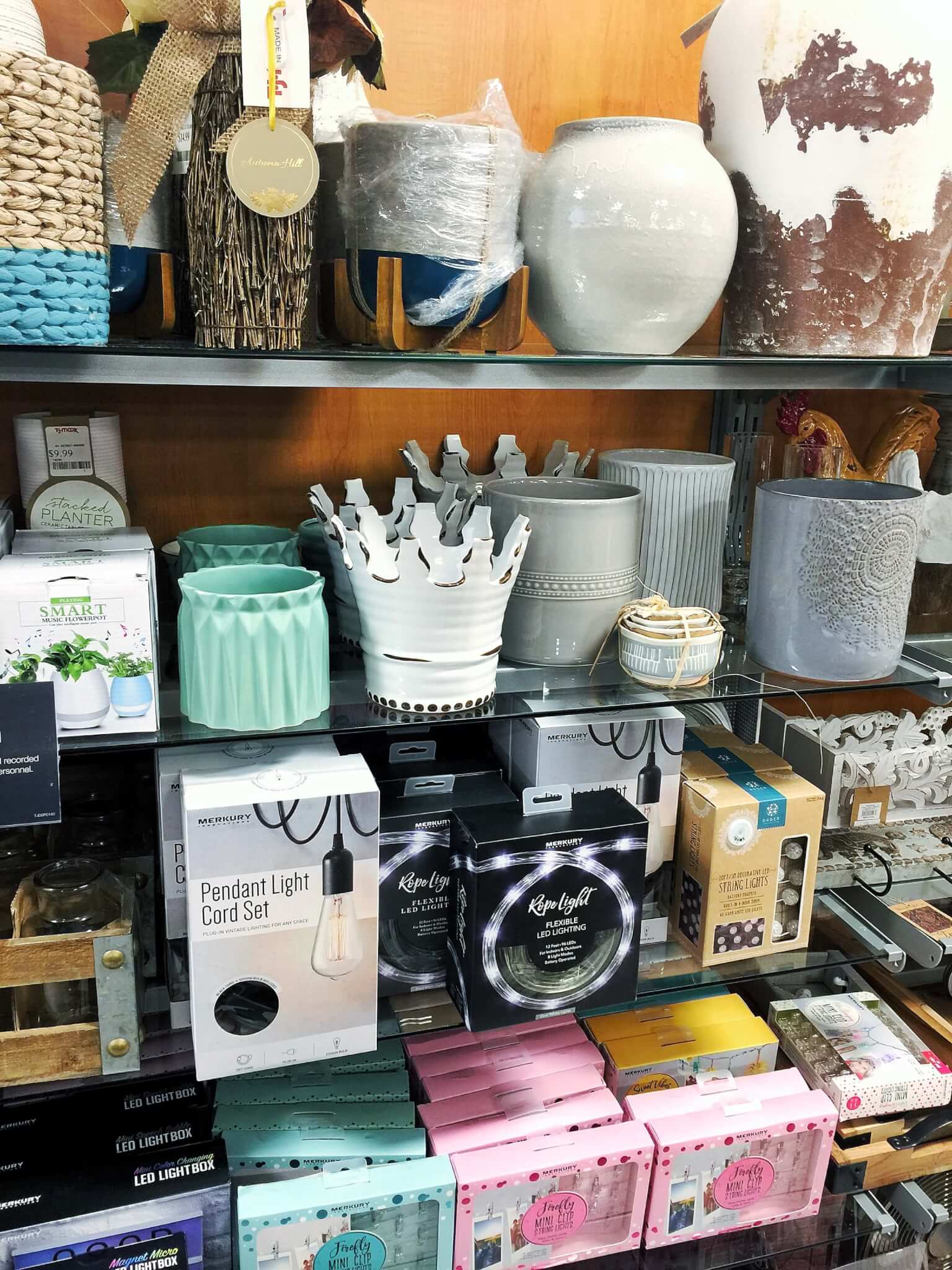 The Best Beauty Finds at your Local TJ Maxx! 32 The best beauty finds can be spotted at your local TJ Maxx - come journey alongside of me as I point out the obvious and not-so-obvious beauty steals!