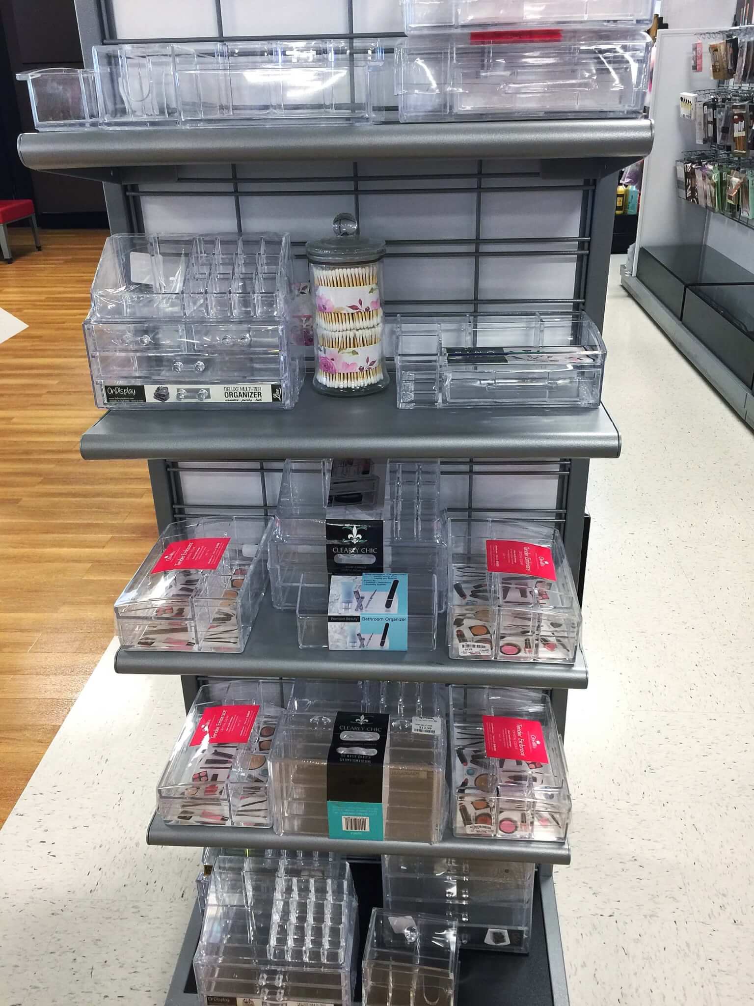 The Best Beauty Finds at your Local TJ Maxx! 8 The best beauty finds can be spotted at your local TJ Maxx - come journey alongside of me as I point out the obvious and not-so-obvious beauty steals!