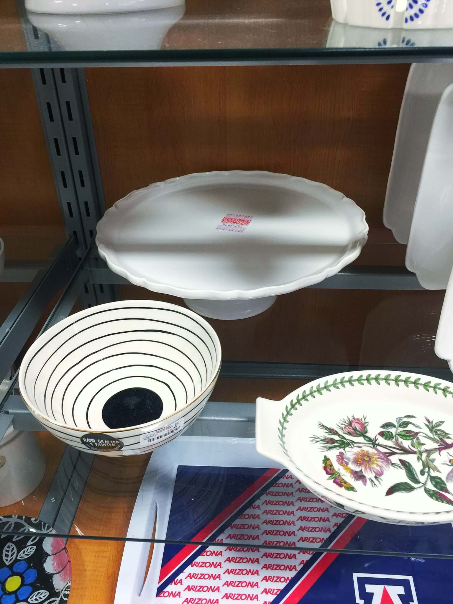 The Best Beauty Finds at your Local TJ Maxx! 16 The best beauty finds can be spotted at your local TJ Maxx - come journey alongside of me as I point out the obvious and not-so-obvious beauty steals!